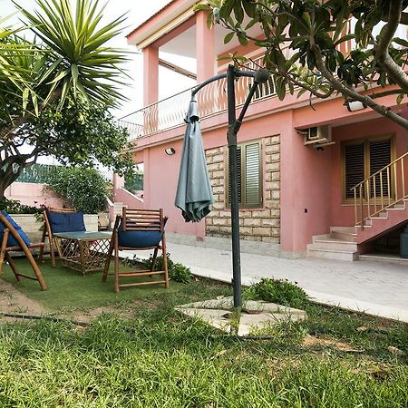 La Rosa Del Deserto Bed & Breakfast Scicli Exterior foto